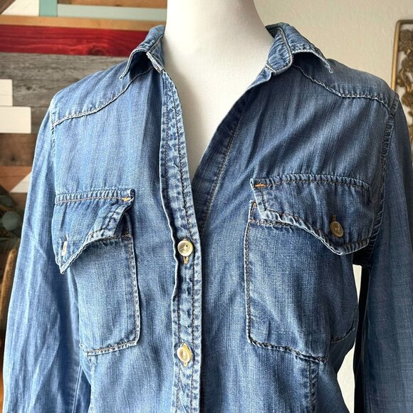 Cloth & Stone Denim Chambray Button Down Shirt from Anthropologie - Picture 2 of 9